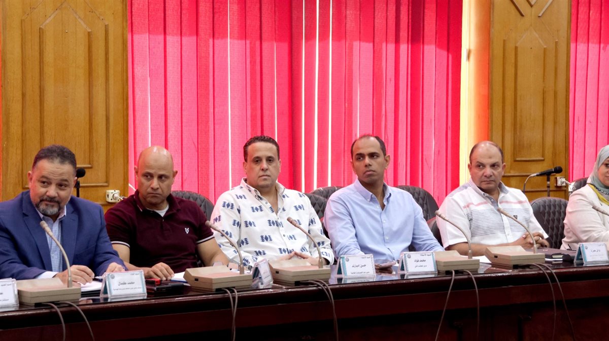 جانب من الاجتماع، فيتو