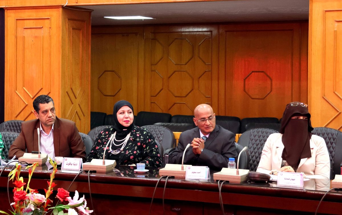 جانب من الاجتماع، فيتو