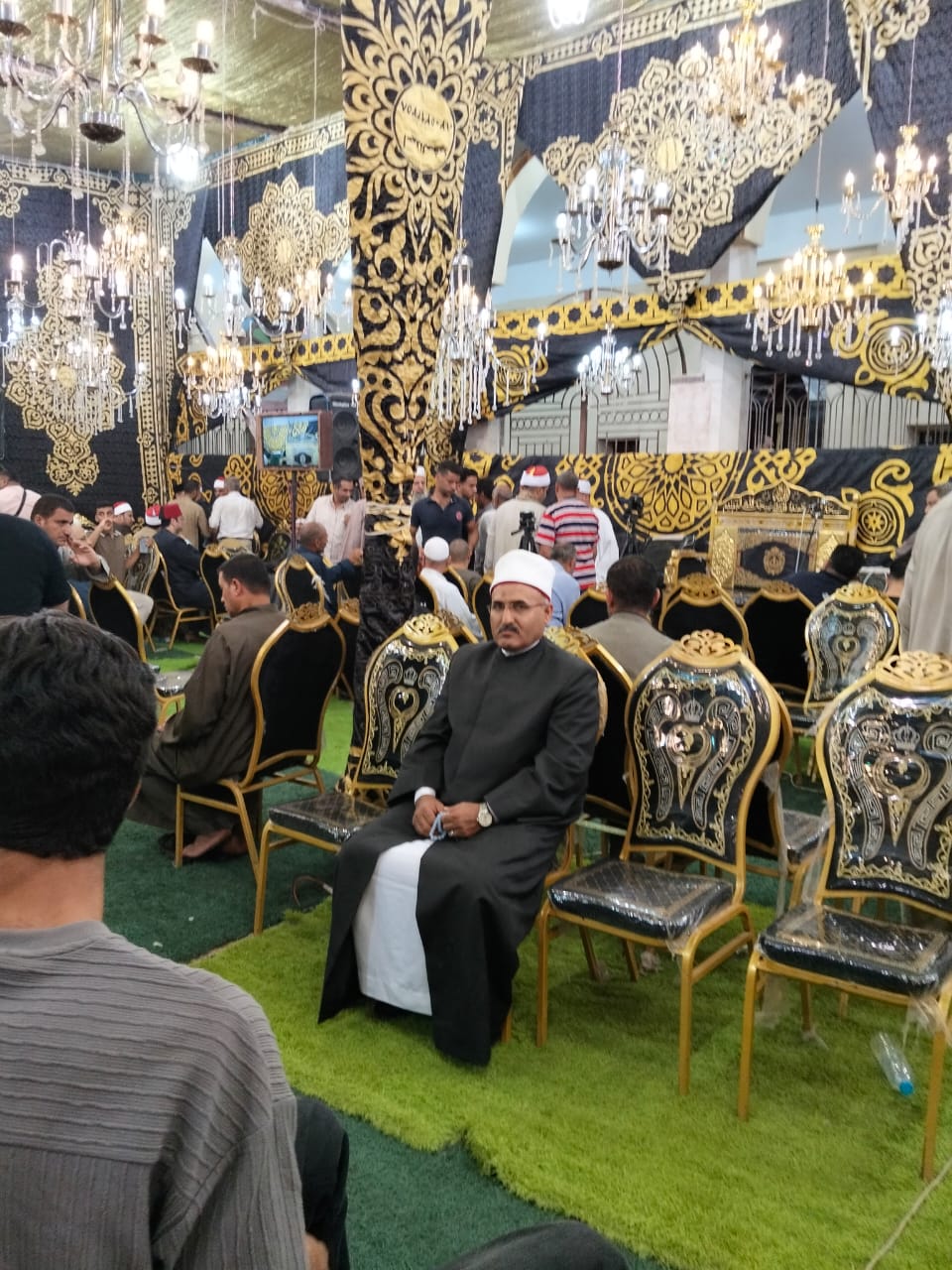 رئيس منطقة الإسماعيلية الأزهرية خلال واجب العزاء، فيتو