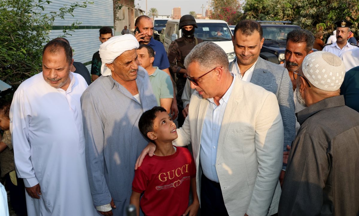 جانب من الافتتاح، فيتو