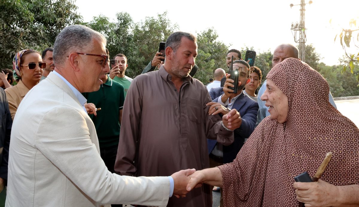 جانب من الافتتاح، فيتو