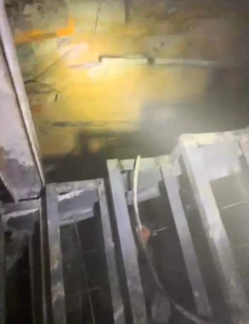 حريق مخزن قطع غيار سيارات بالحرفيين