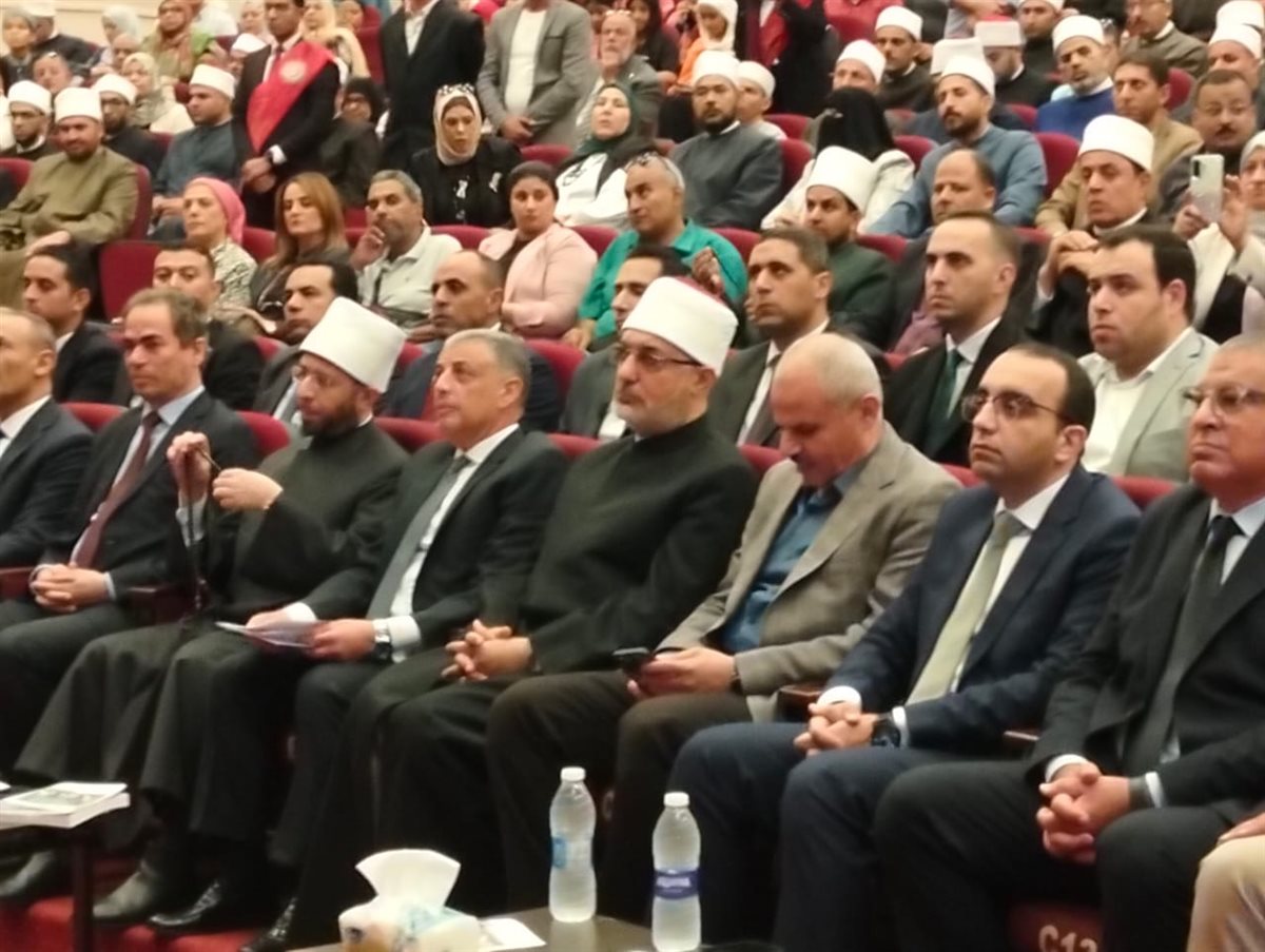 جانب من فعاليات الندوة، فيتو