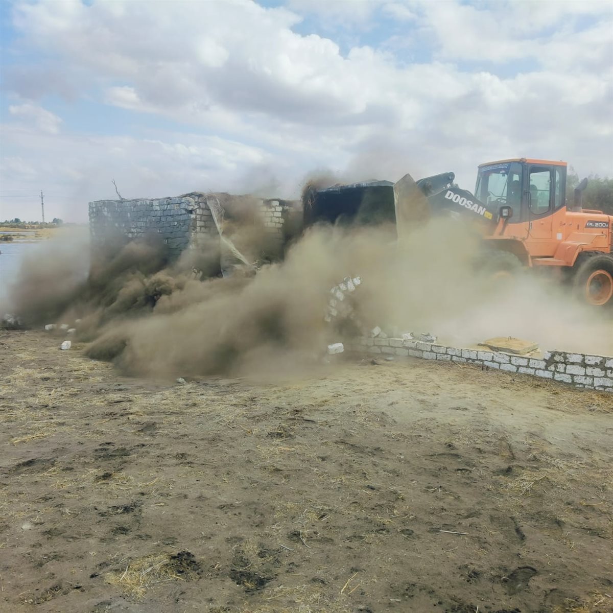 جانب من الحملات، فيتو