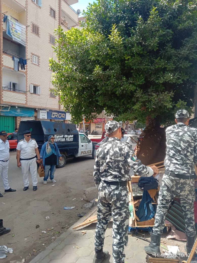 جانب من الحملات، فيتو