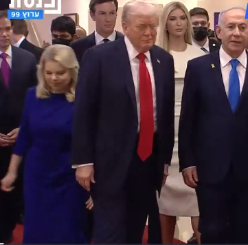 سارة تحاول الوقوف بجانب ترامب، فيتو