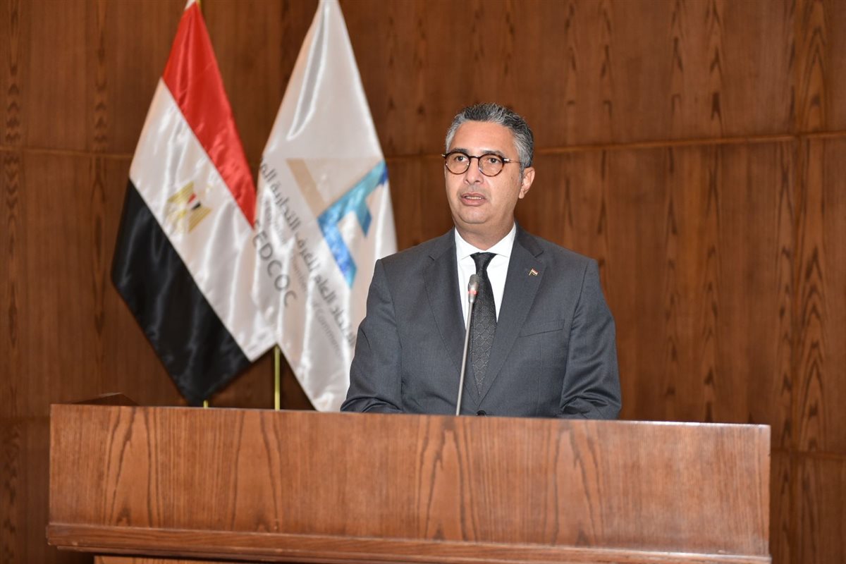 وزير التموين