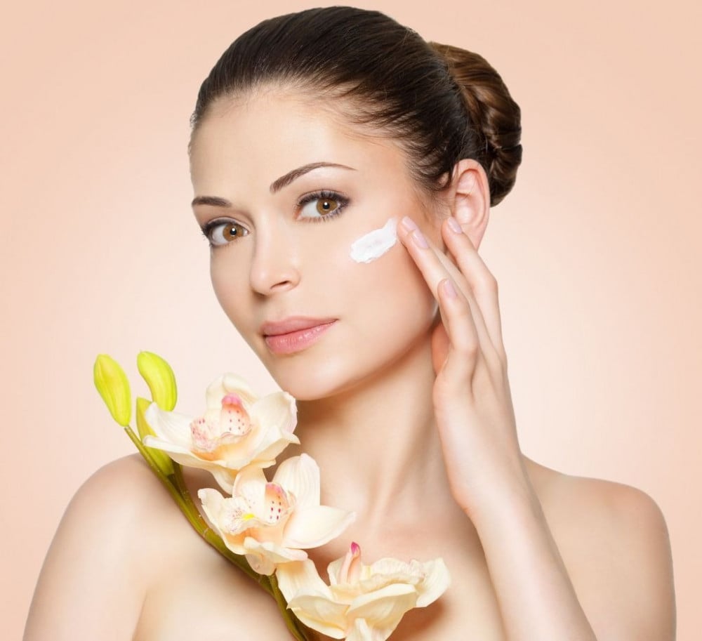 فوائد شرب الماء على البشرة 