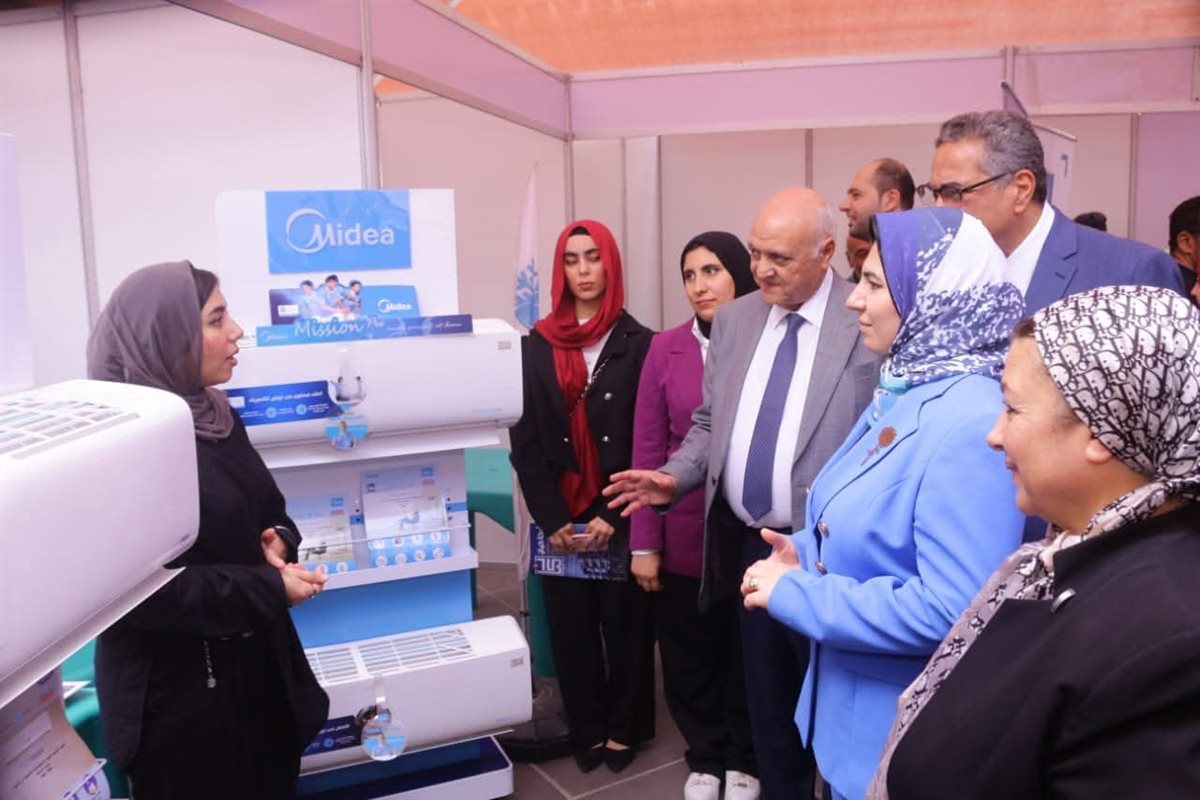 نائب محافظ دمياط تتابع انطلاق فعاليات الملتقى التوظيفي الثالث بكلية إدارة الأعمال بجامعة حورس