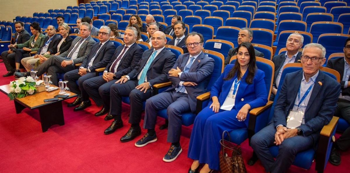 جانب من اللقاء، فيتو