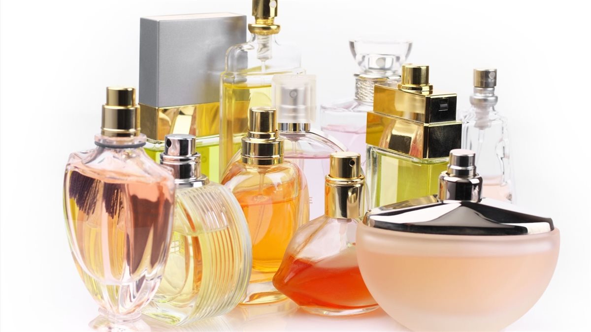 حكم وضع العطر للنساء، فيتو