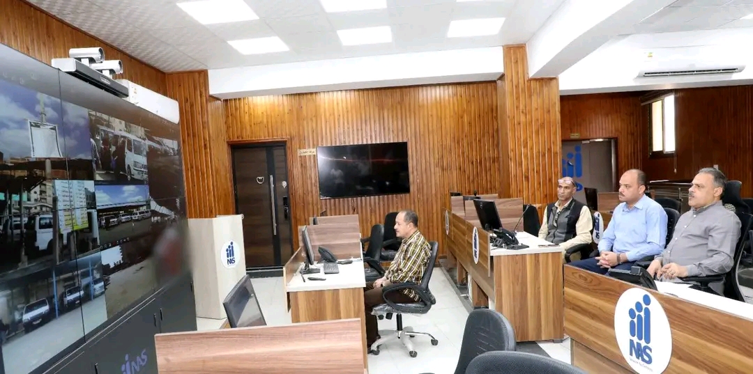 الأشموني يتابع من مركز السيطرة الموحد التزام السائقين بتعريفة الركوب الجديدة في الشرقية،فيتو