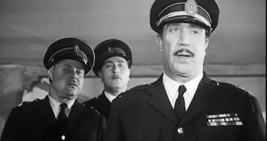 يوسف وهبى فى احد افلامه 