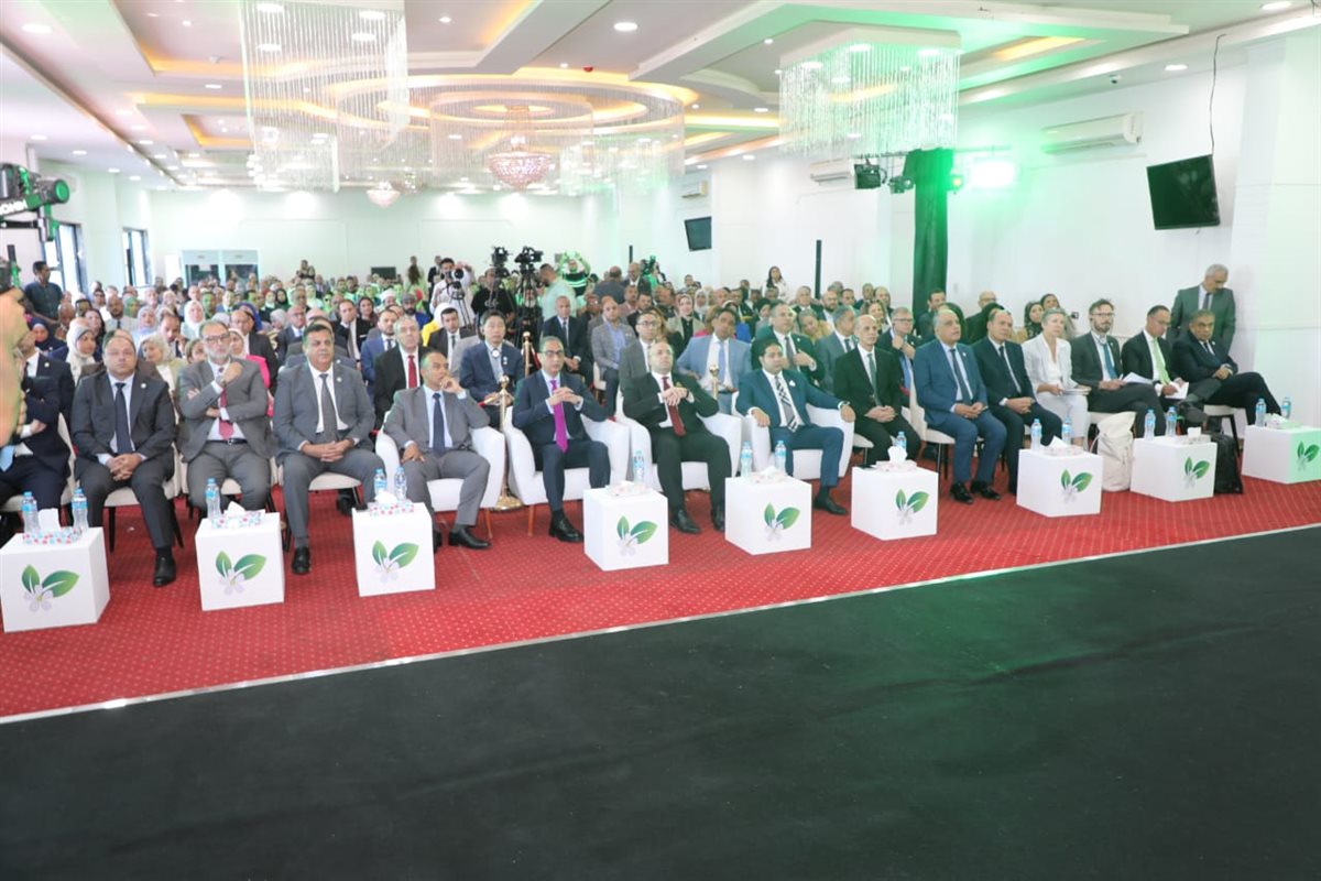 إفتتاح مهرجان النباتات الطبية ببني سويف