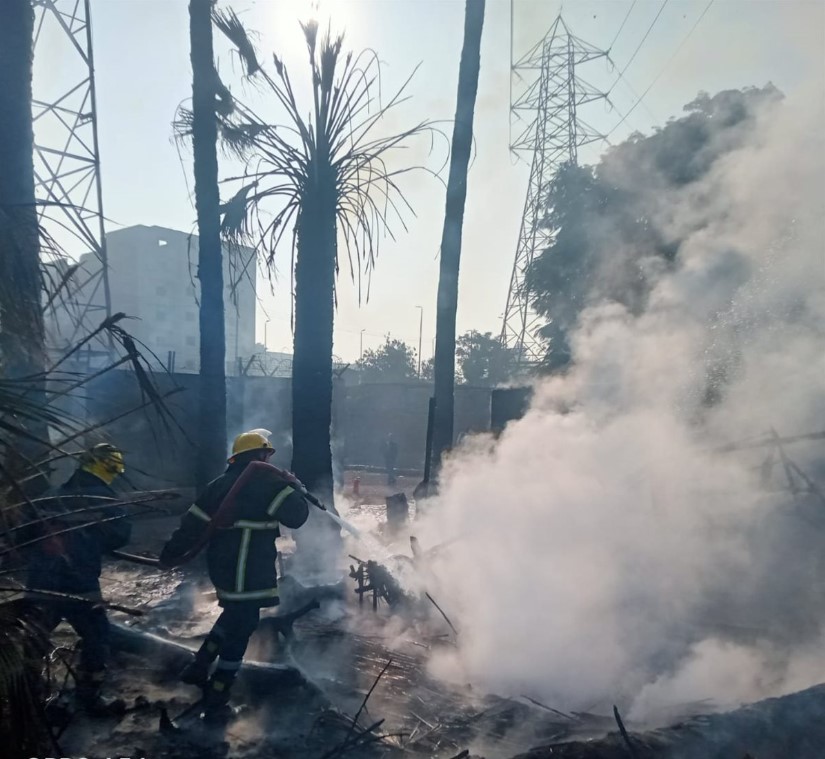 السيطرة على حريق في مخلفات زراعية وبناء بمدينة قها&nbsp;