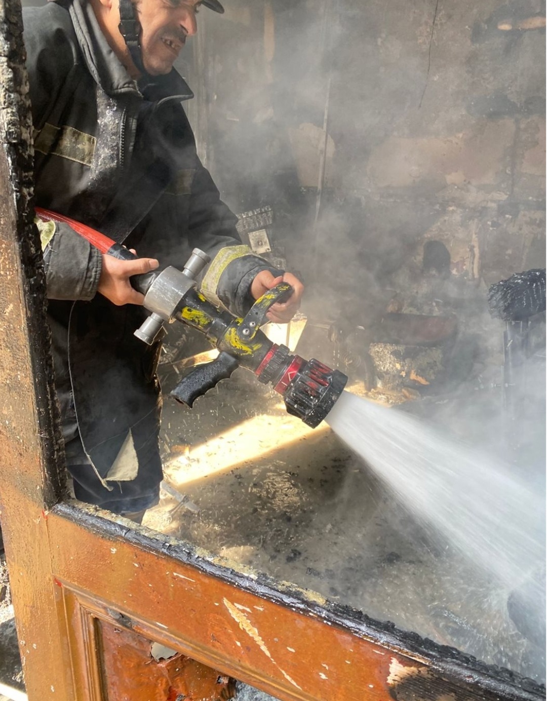 حريق محل حلاقة بالظاهر