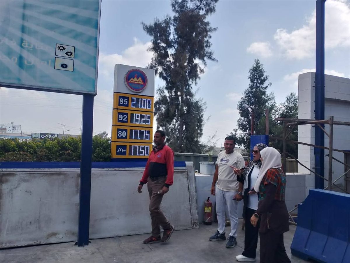متابعة الالتزام بالتعريفة الجديدة  ومحطات الوقود بالزرق بدمياط