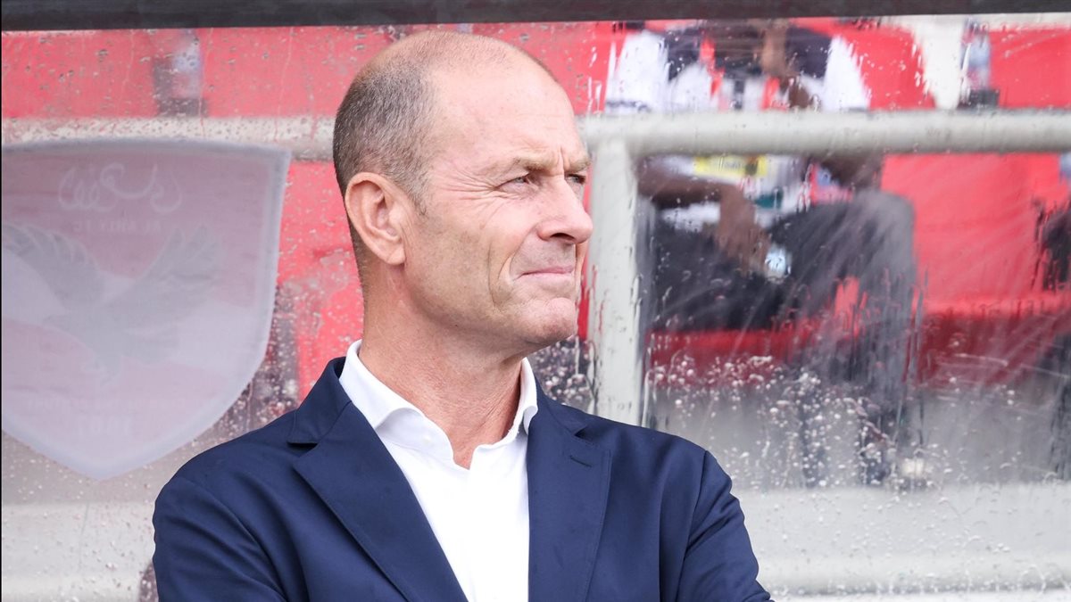 ييس توروب مدرب الأهلي، فيتو