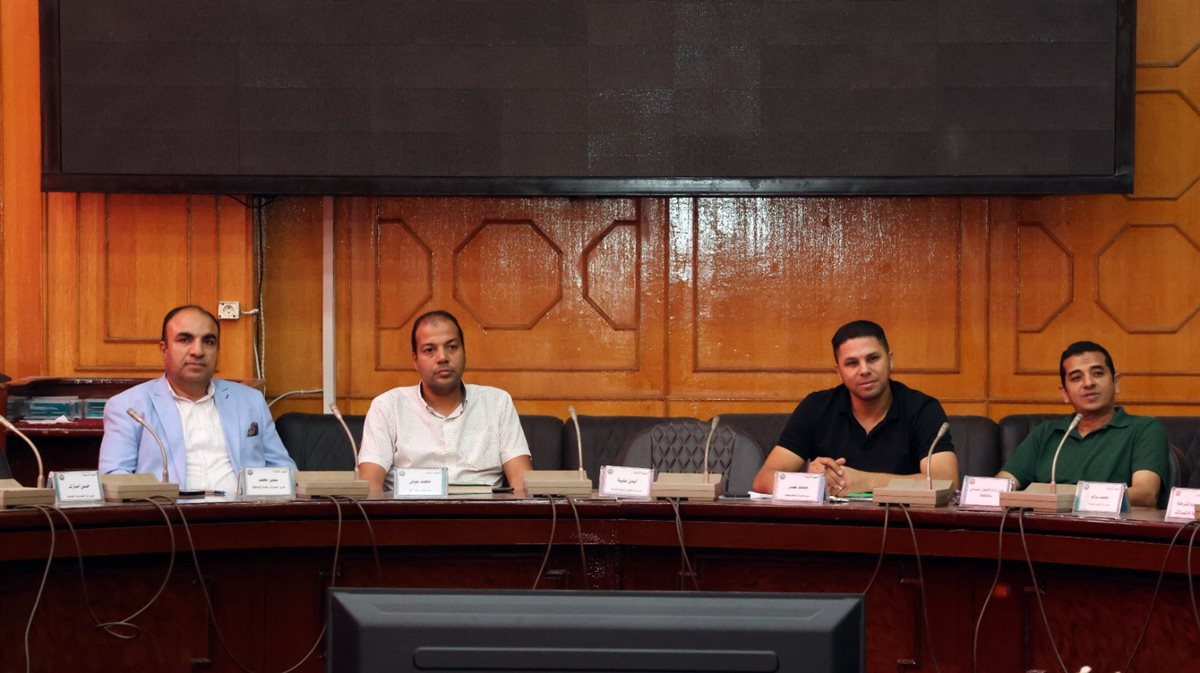 جانب من الاجتماع، فيتو