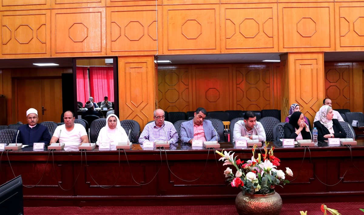 جانب من الاجتماع، فيتو