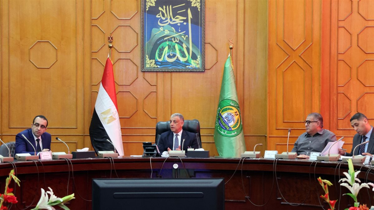 جانب من الاجتماع، فيتو