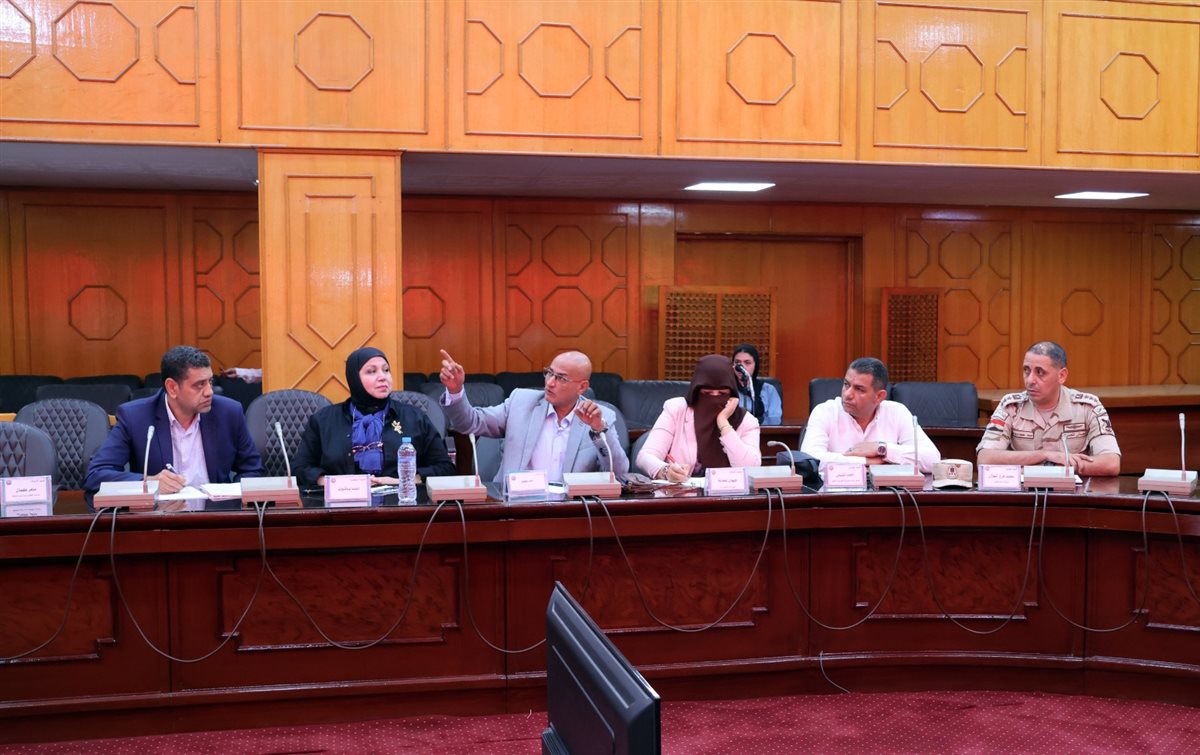 جانب من الاجتماع، فيتو