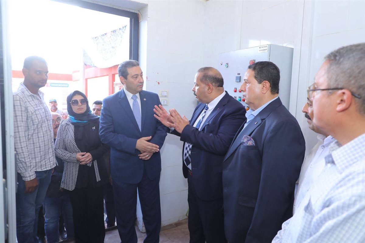 محافظ دمياط يفتتح محطة الصرف الصحي بالنجارين بك.. ڤيتو