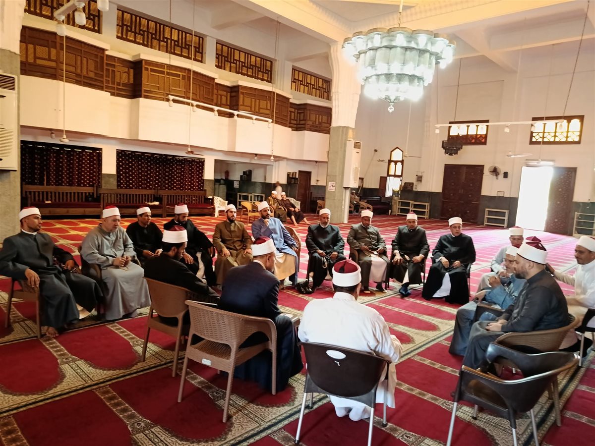 جانب من الاجتماع، فيتو