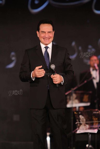  المطرب محمد ثروت (2)