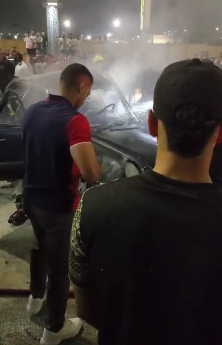 تفحم سيارة وقائدها على طريق السويس الصحراوي