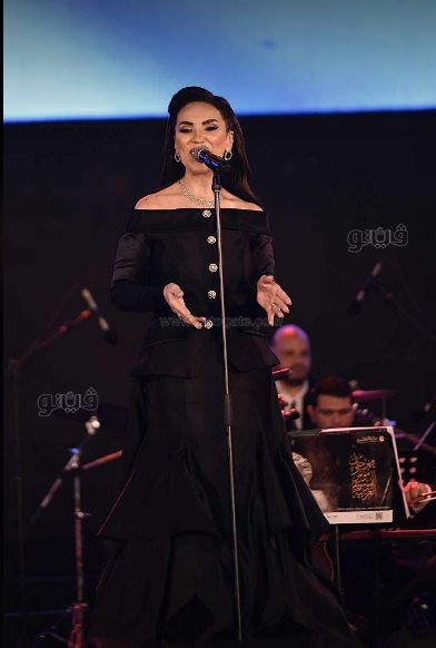 مي فاروق (14)