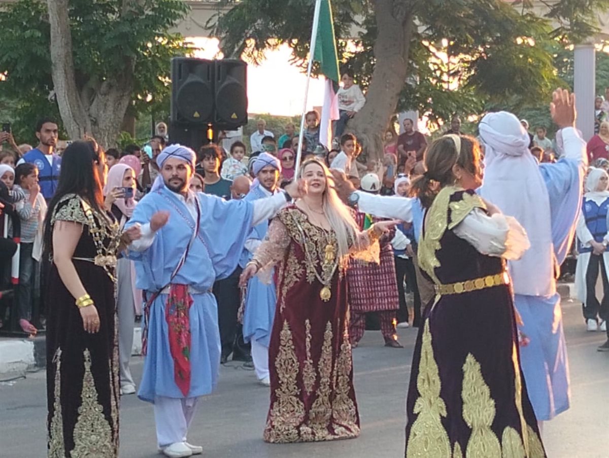 ديفلية مهرجان الفنون الشعبية بالإسماعيلية، فيتو