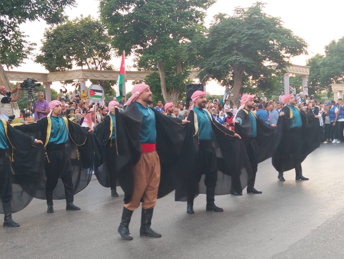 ديفلية مهرجان الفنون الشعبية بالإسماعيلية، فيتو