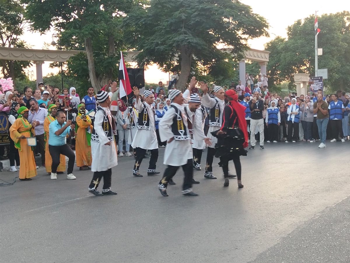 ديفلية مهرجان الفنون الشعبية بالإسماعيلية، فيتو