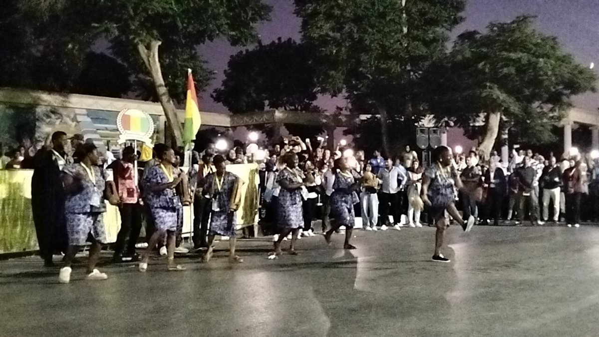 ديفلية مهرجان الفنون الشعبية بالإسماعيلية، فيتو