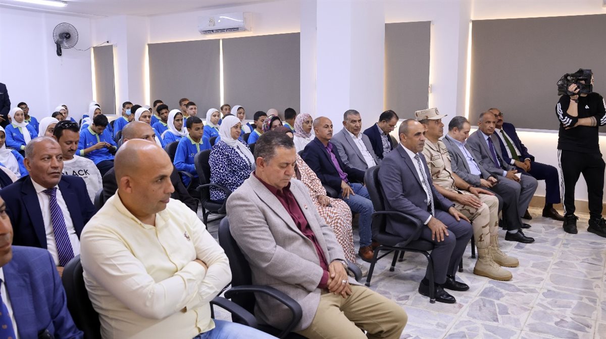 جانب من الافتتاح،فيتو