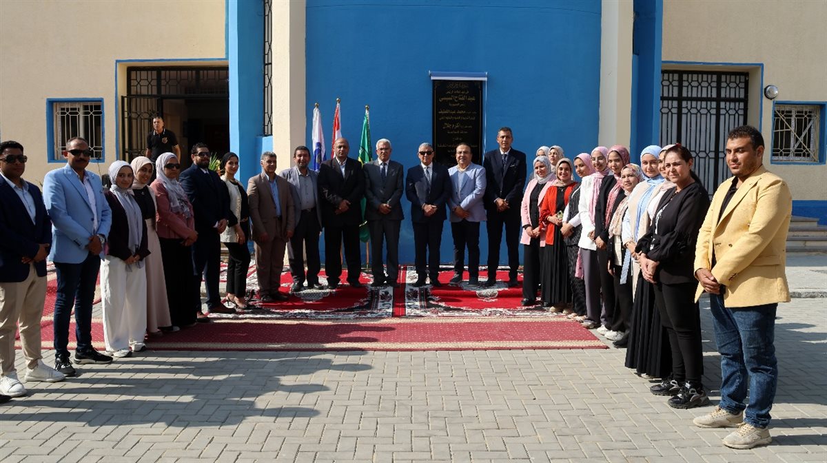 جانب من الافتتاح،فيتو