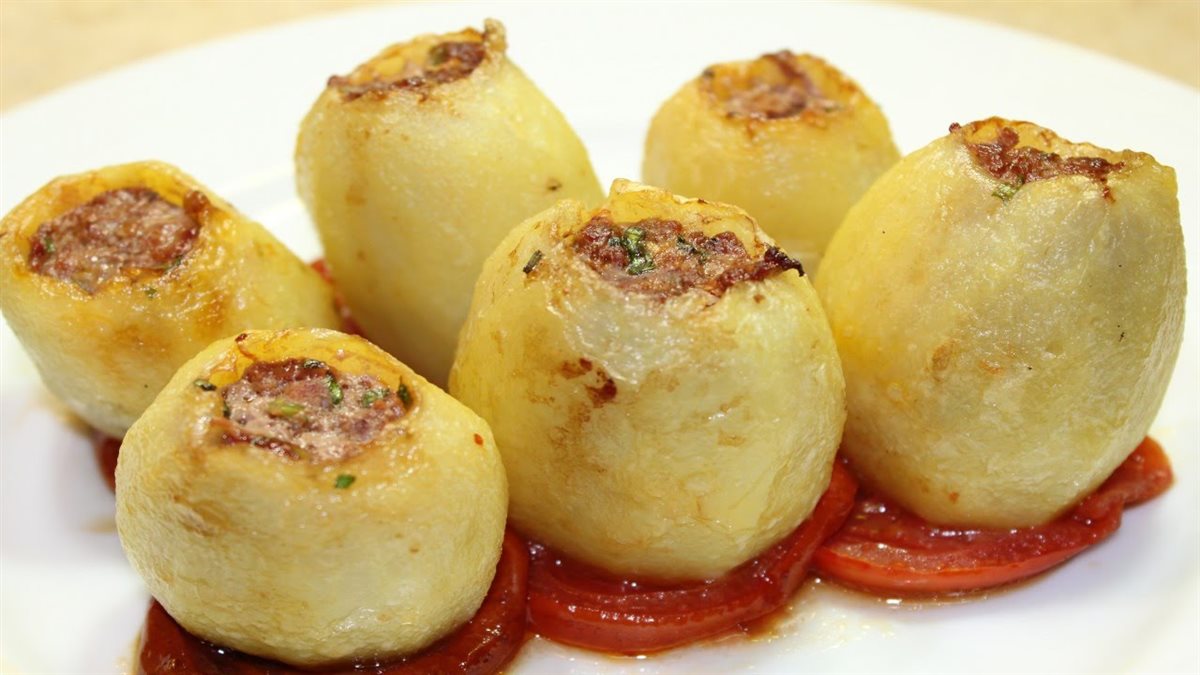 طريقة عمل البطاطس المحشية باللحمة المفرومة