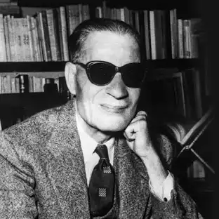 الدكتور طه حسين