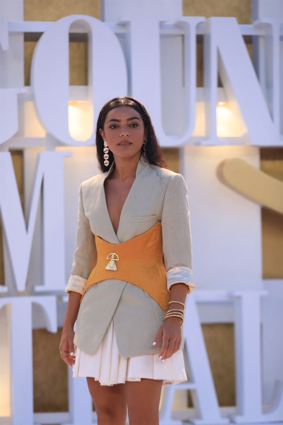 الفنانة التونسية آية بالأغا، فيتو