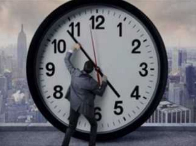 التوقيت الشتوي يشغل بال المصريين، فيتو