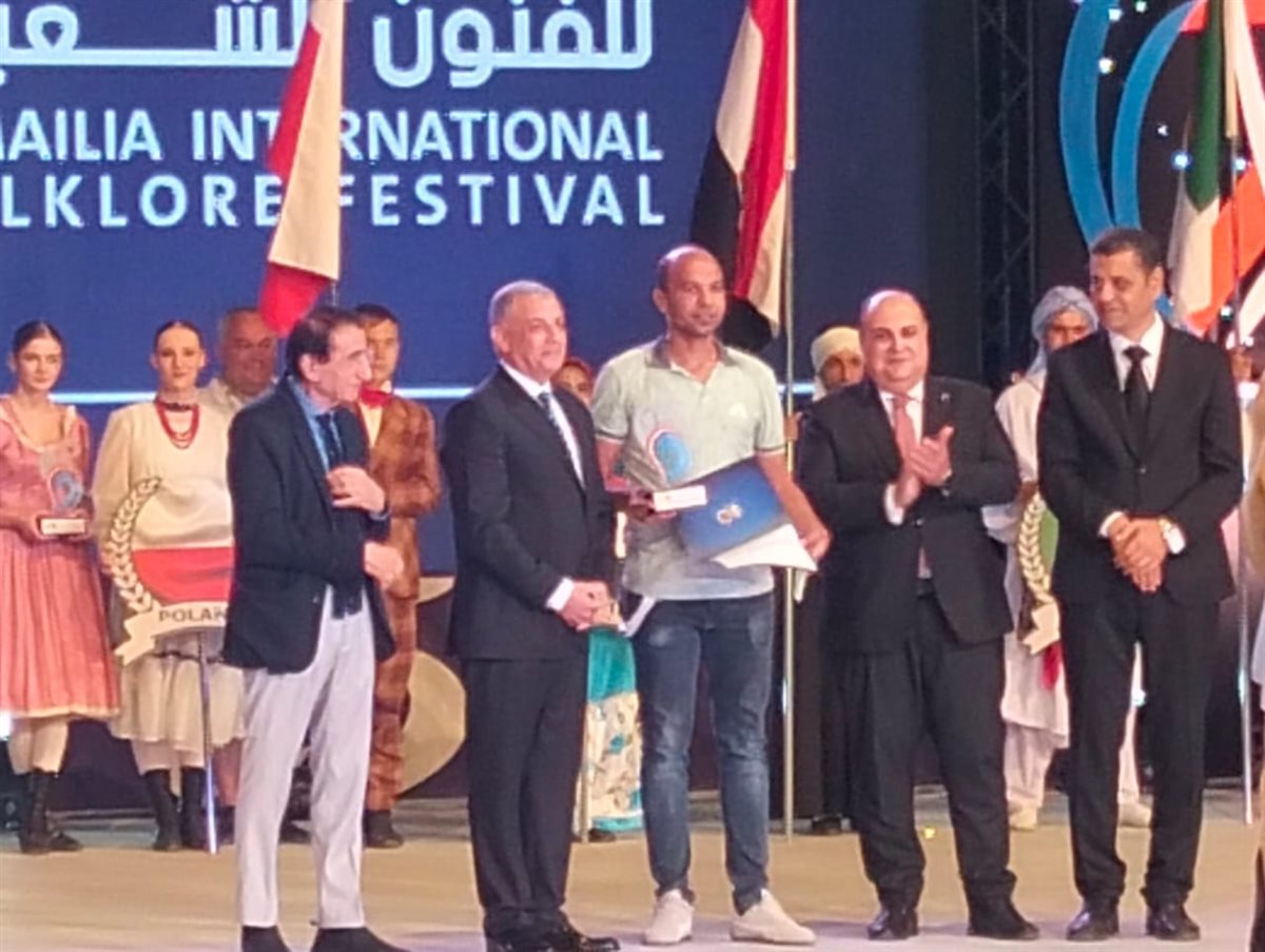 جانب من تكريم الفرق المشاركة، فيتو