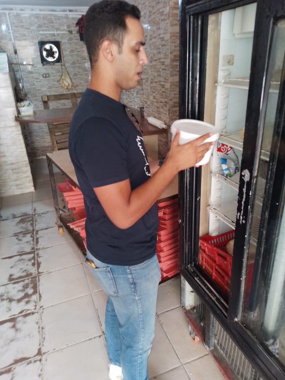 جانب من الحملات،فيتو