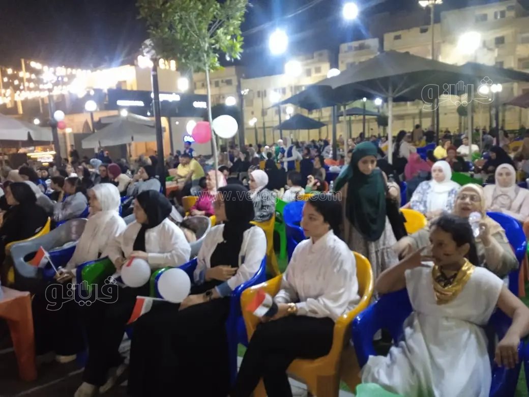 الشرقية تحتفل أمام الشاشات العملاقة.. أجواء وطنية تبعث الفخر والانتماء بحدث القرن،فيتو