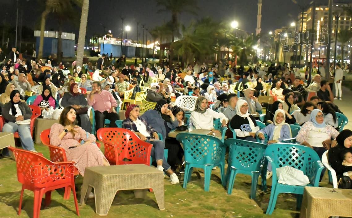 أهالي بورسعيد يتابعون افتتاح المتحف المصري الكبير، فيتو