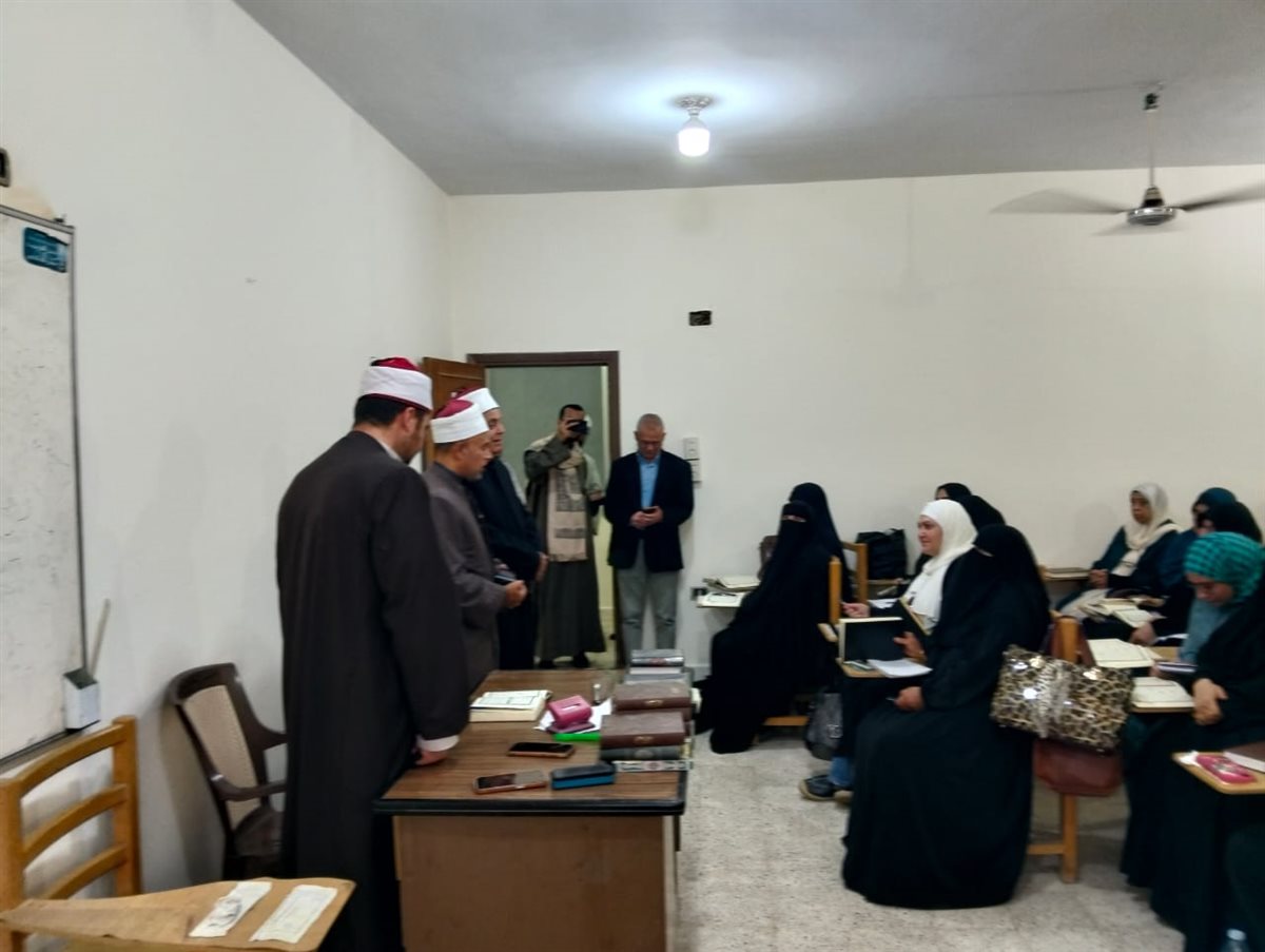 جانب من انطلاق الدراسة بالمركز الثقافي الإسلامي بالإسماعيلية، فيتو