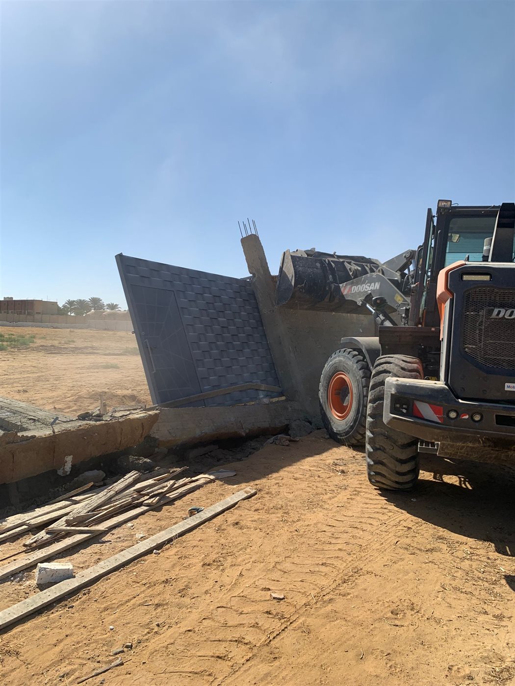 جانب من الحملة، فيتو