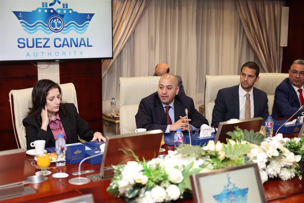 جانب من الاجتماع، فيتو