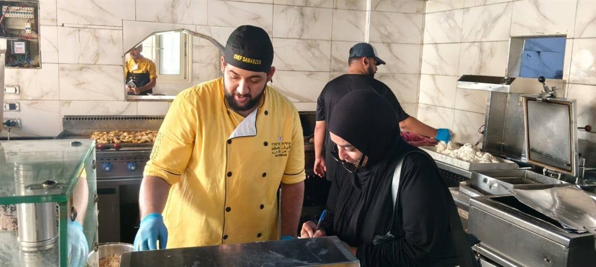 جانب من الحملة،فيتو