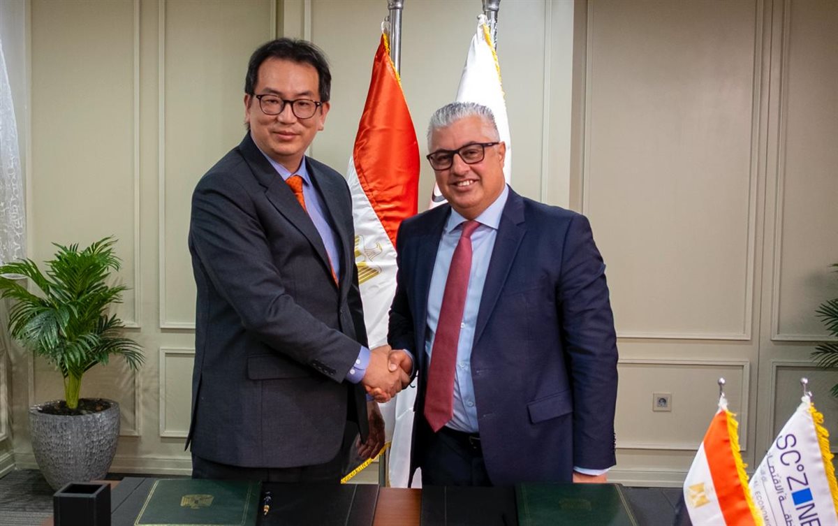 جانب من مراسم التوقيع، فيتو